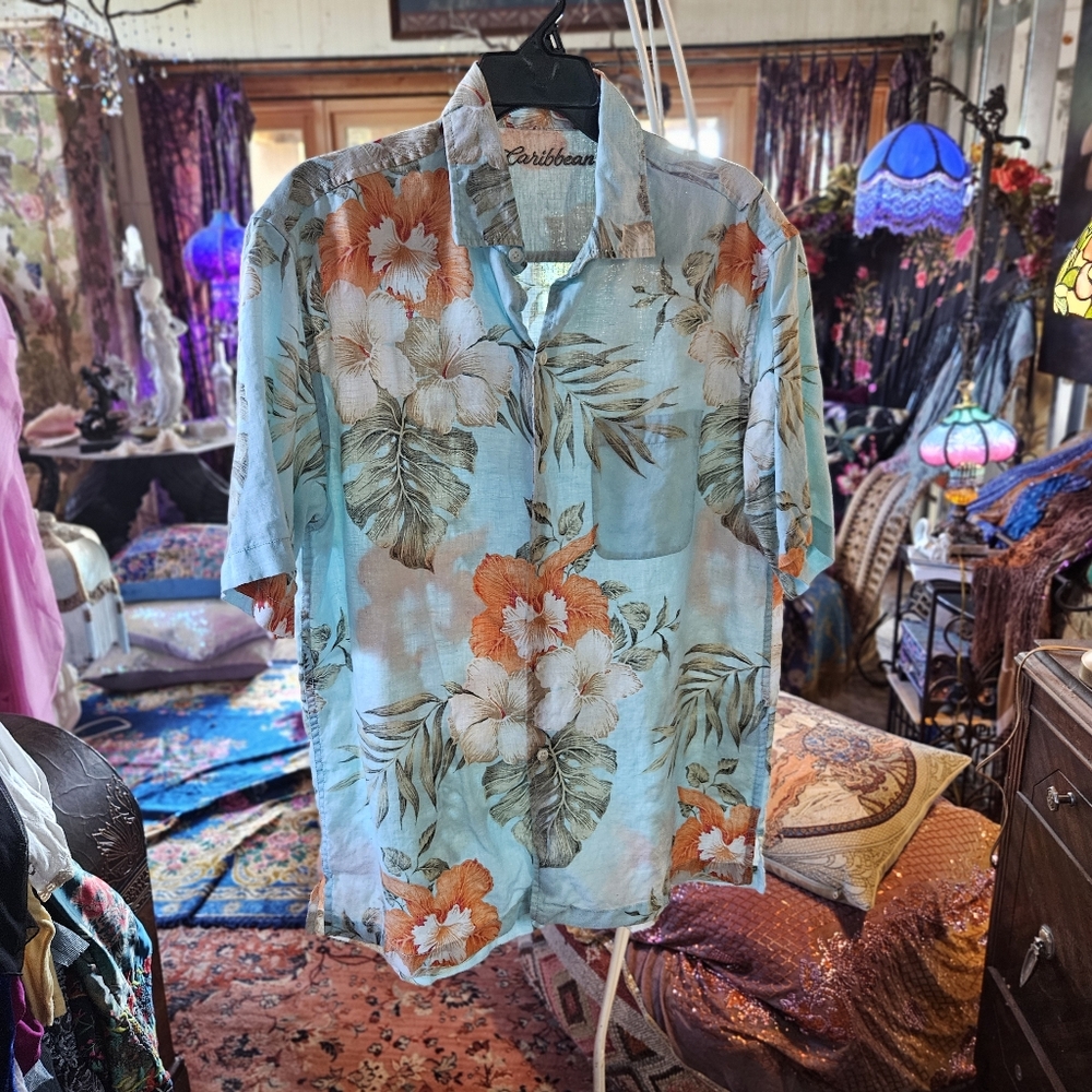 NWOT HAWAIIAN PRINT LINEN TOP